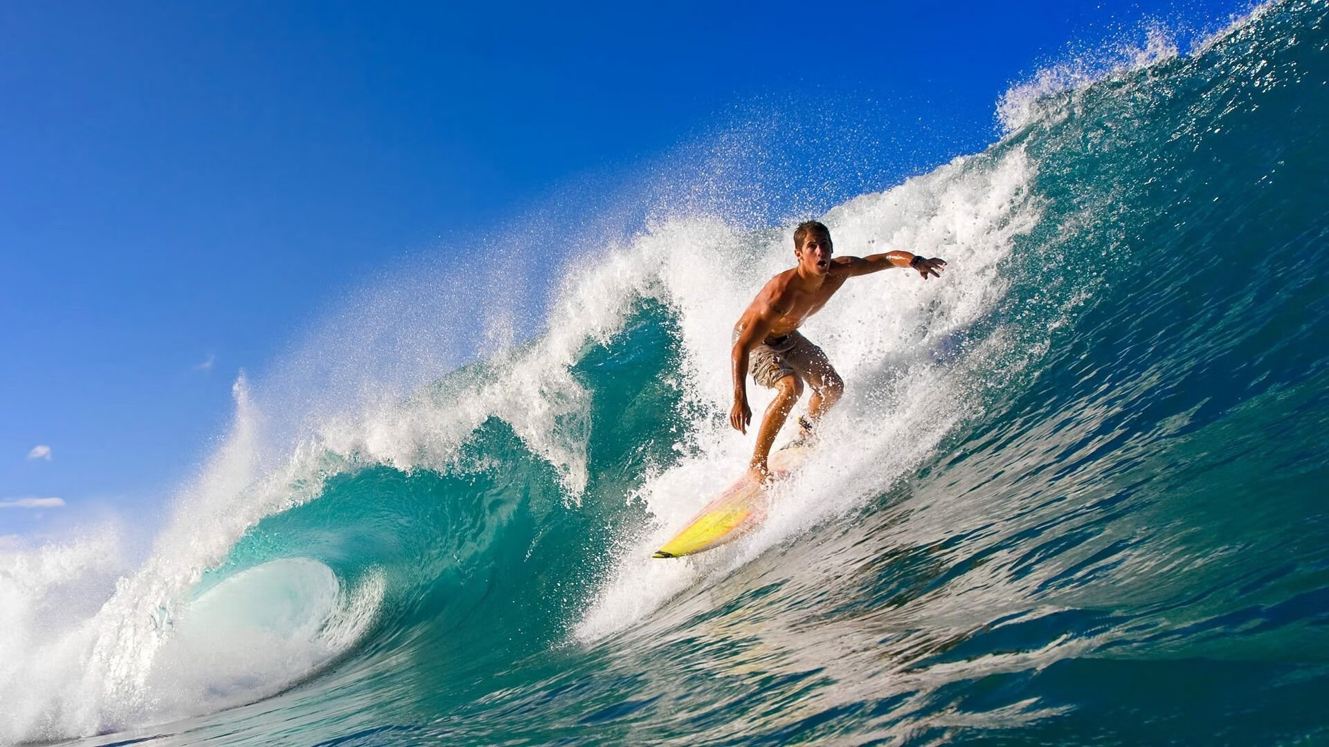 “2025世界运动会:短柄墙球赛场,选手们的战术大餐引发热议”